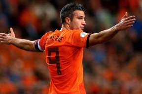 九游网页版游戏中心-足总杯战况：曼联防线稳固，丹佛掘金进攻受阻，纳达尔成最佳